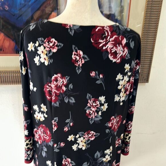 Chico’s Floral Black and Red Dress Size 2 (Large) - Picture 9 of 12